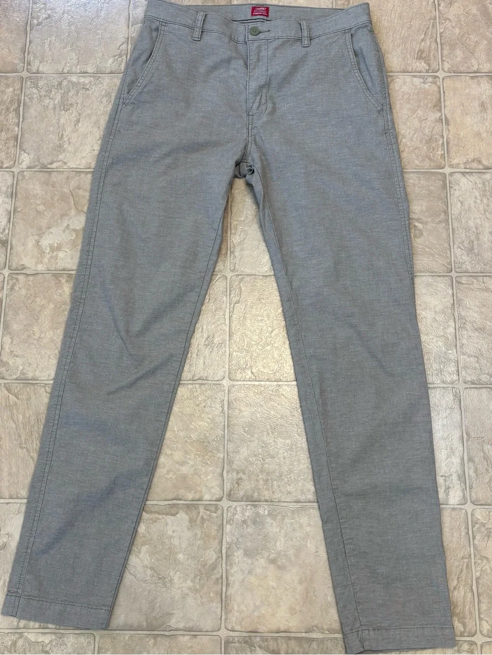 EUC Levi's XX Chino Standard Taper Pants, Men Sz 32x34, Heather Light Olive Gray